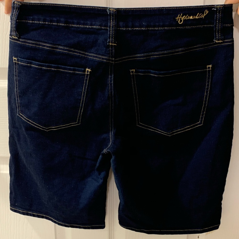 Jeans Bermuda - Picture 2 of 2